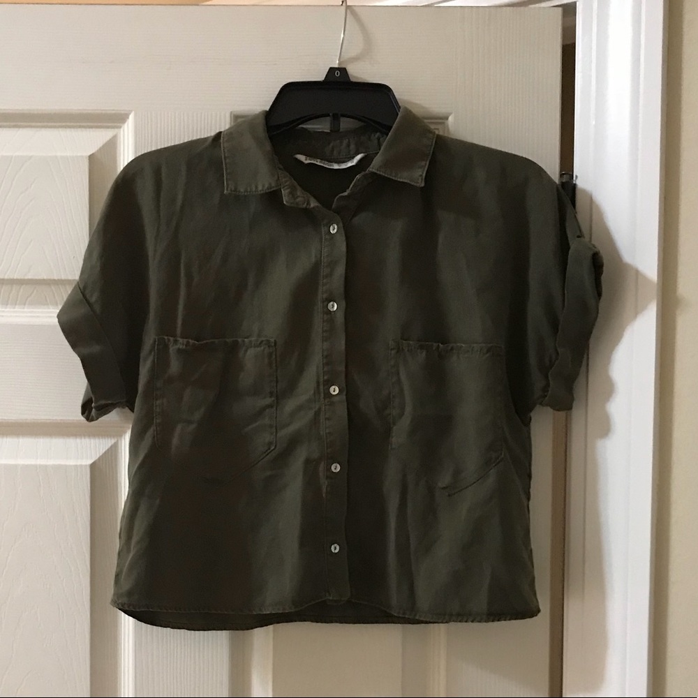 Zara Basic 1975 Olive crop button up tee